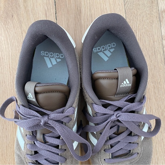 Adidas VL Court 3.0 Sneakers Brown Suede White Tan Rubber Sole Size Women's 7 - Picture 5 of 8